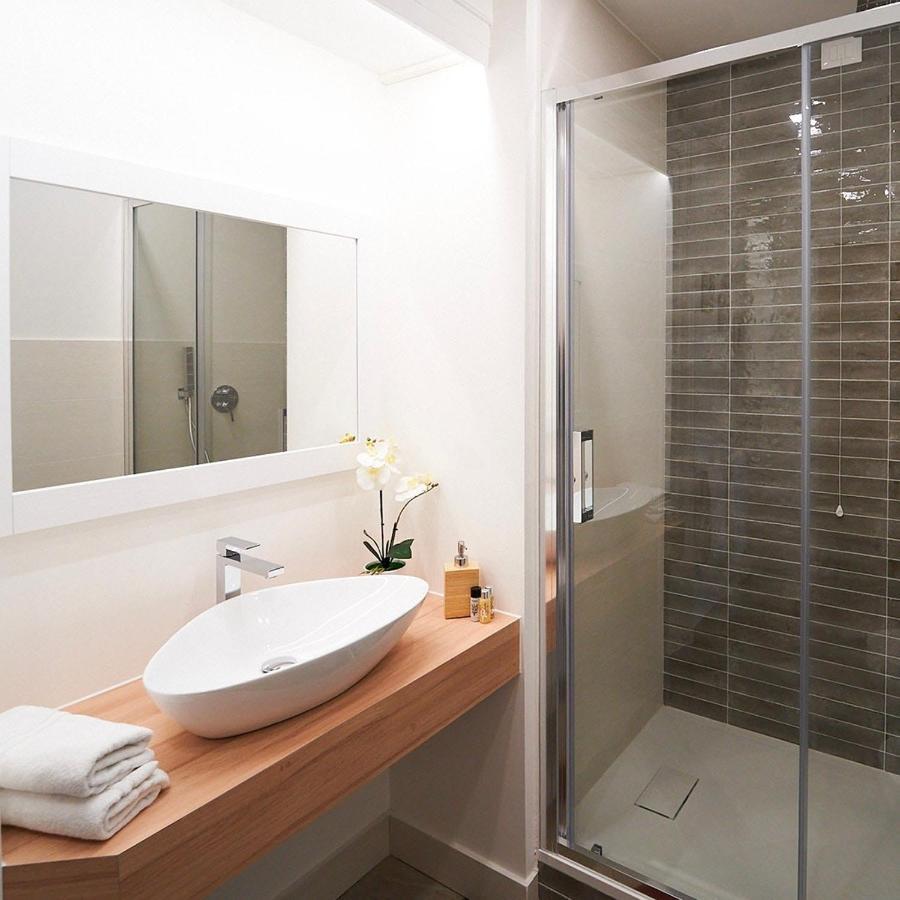 Toscano Palace Luxury Rooms 卡塔尼亚 外观 照片
