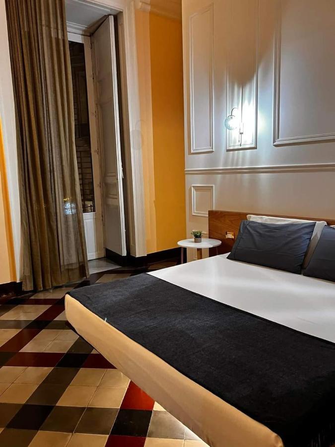 Toscano Palace Luxury Rooms 卡塔尼亚 外观 照片