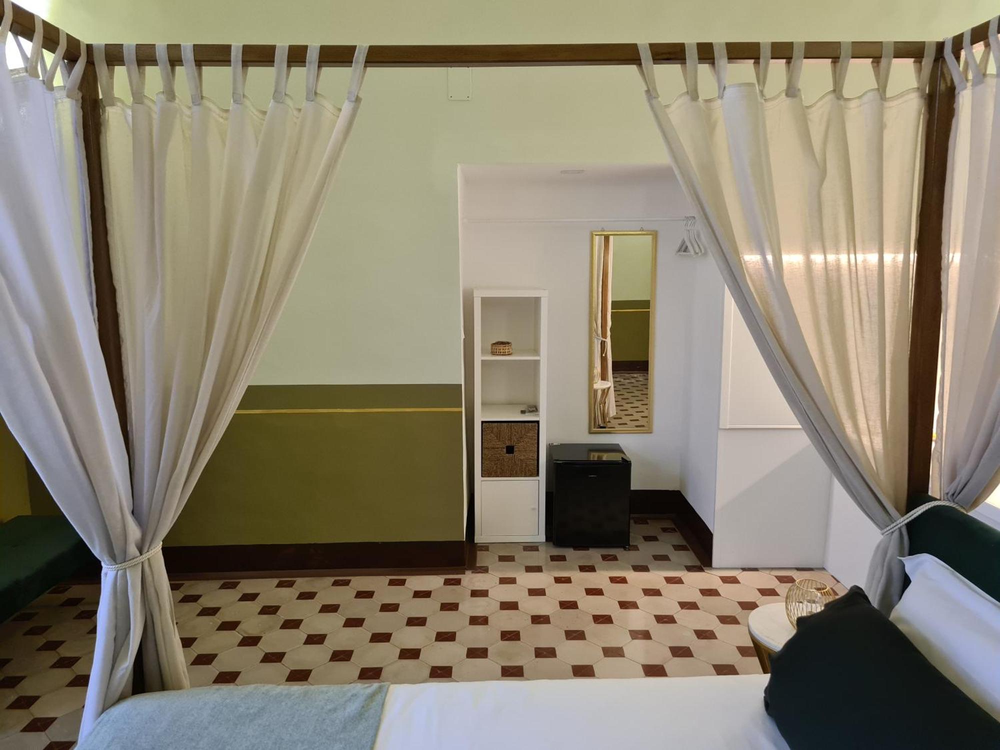 Toscano Palace Luxury Rooms 卡塔尼亚 外观 照片