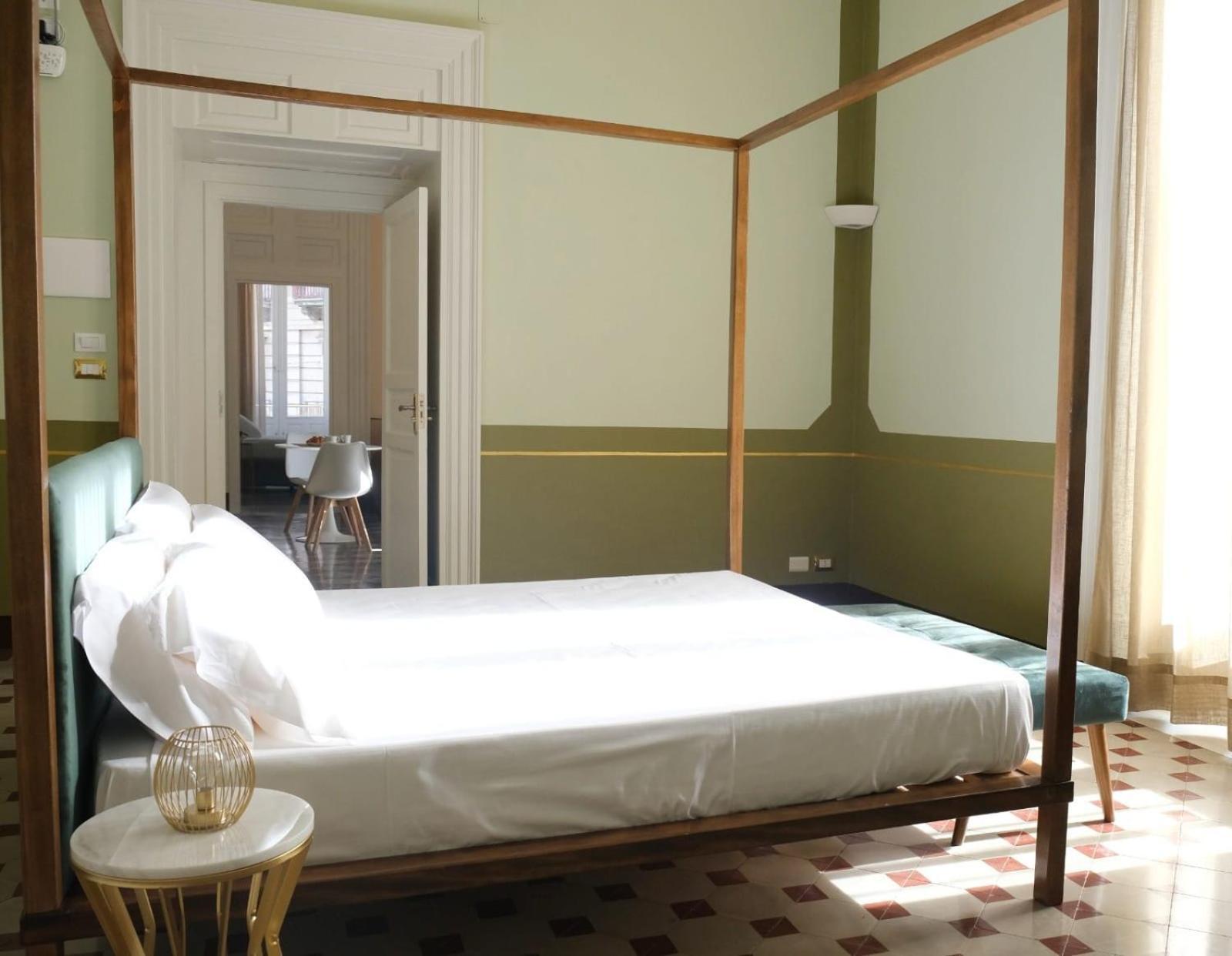 Toscano Palace Luxury Rooms 卡塔尼亚 外观 照片